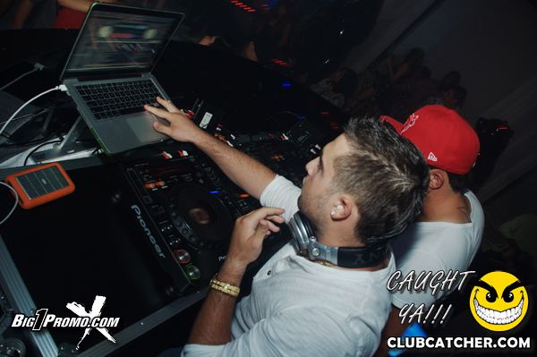 Luxy nightclub photo 183 - August 5th, 2011