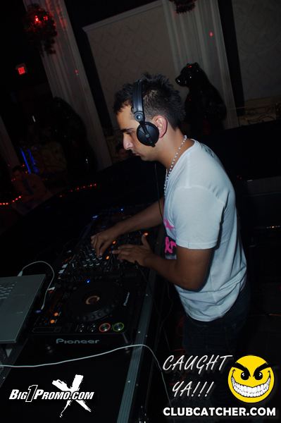 Luxy nightclub photo 216 - August 5th, 2011