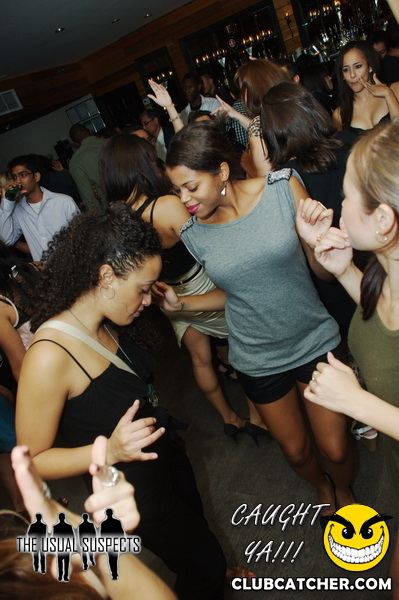 Atelier Cafe lounge photo 150 - August 26th, 2011