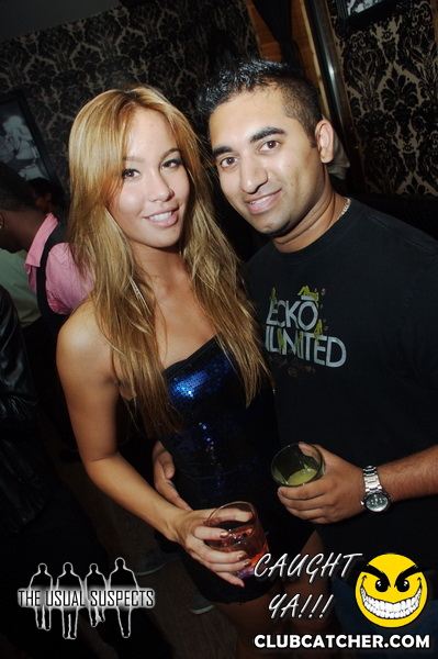 Atelier Cafe lounge photo 194 - August 26th, 2011