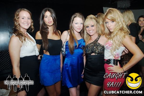 Atelier Cafe lounge photo 21 - August 26th, 2011