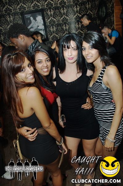 Atelier Cafe lounge photo 22 - August 26th, 2011