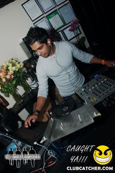 Atelier Cafe lounge photo 224 - August 26th, 2011