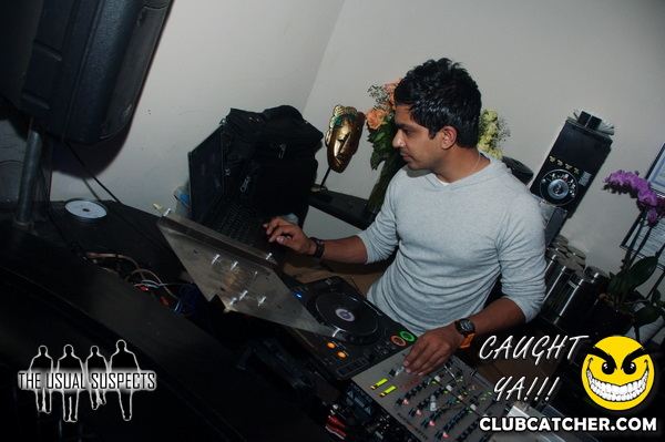 Atelier Cafe lounge photo 239 - August 26th, 2011