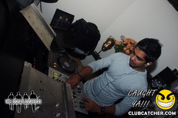 Atelier Cafe lounge photo 276 - August 26th, 2011