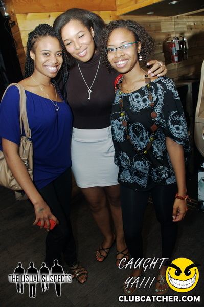 Atelier Cafe lounge photo 73 - August 26th, 2011