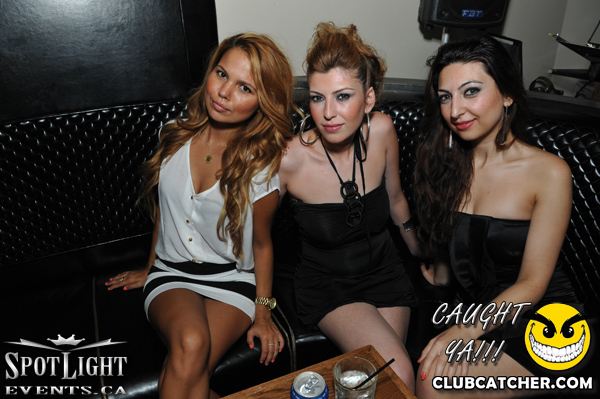 Atelier Cafe lounge photo 262 - September 4th, 2011