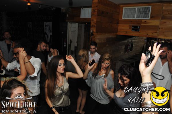 Atelier Cafe lounge photo 294 - September 4th, 2011