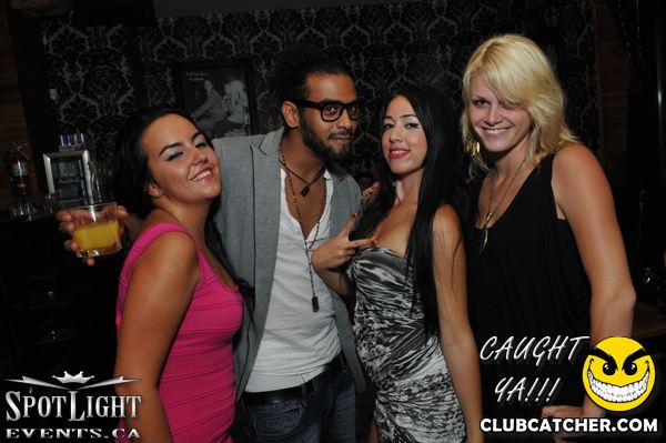 Atelier Cafe lounge photo 311 - September 4th, 2011