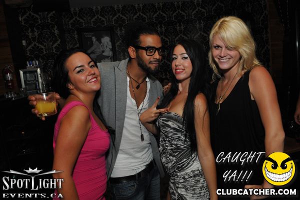 Atelier Cafe lounge photo 354 - September 4th, 2011