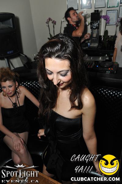 Atelier Cafe lounge photo 413 - September 4th, 2011