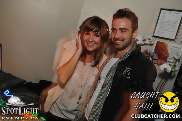 Atelier Cafe lounge photo 436 - September 4th, 2011