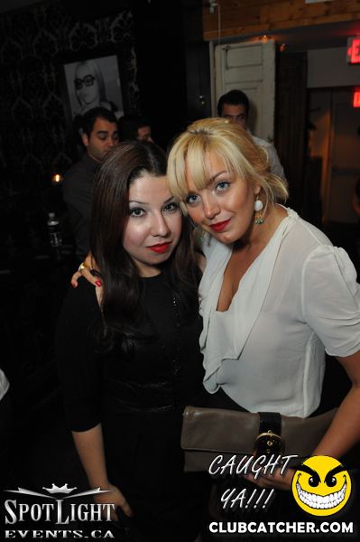 Atelier Cafe lounge photo 440 - September 4th, 2011