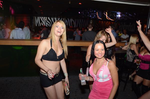 Zu lounge photo 77 - September 10th, 2011