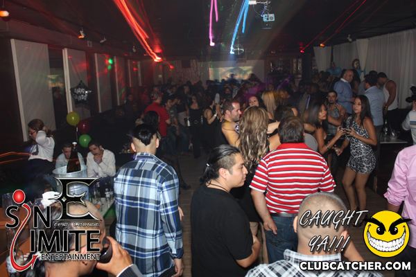 Epic lounge photo 26 - October 1st, 2011