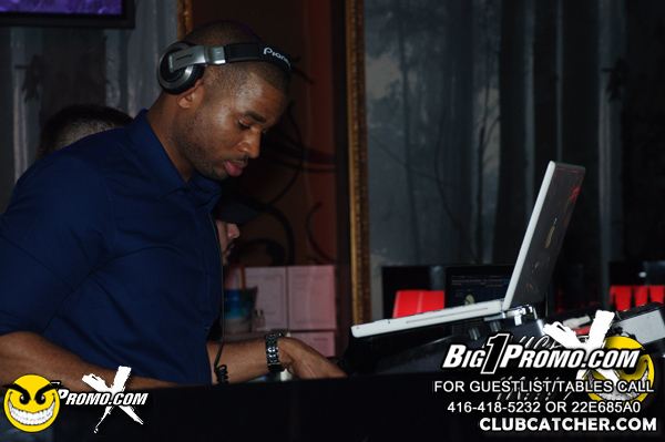 Luxy nightclub photo 118 - November 18th, 2011