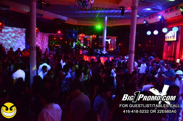 Luxy nightclub photo 372 - November 19th, 2011