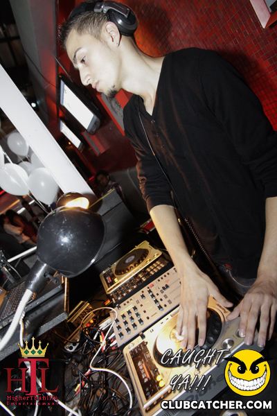 Faces nightclub photo 104 - November 19th, 2011