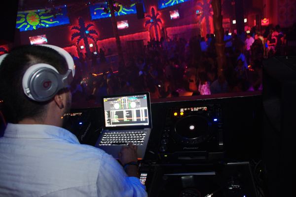 Luxy nightclub photo 66 - May 26th, 2012