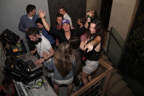 Abode lounge photo 108 - June 16th, 2012