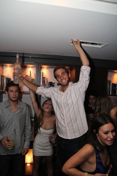 Abode lounge photo 72 - June 16th, 2012