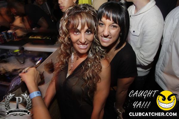 Ohso nightclub photo 116 - September 8th, 2012