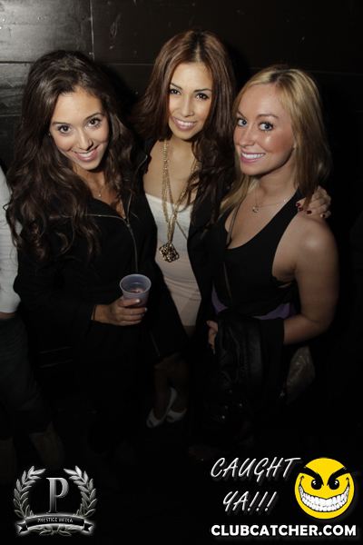 Ohso nightclub photo 74 - November 3rd, 2012