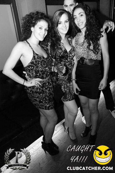 Ohso nightclub photo 85 - November 3rd, 2012