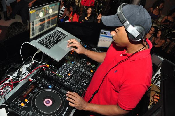 Luxy nightclub photo 40 - November 16th, 2012