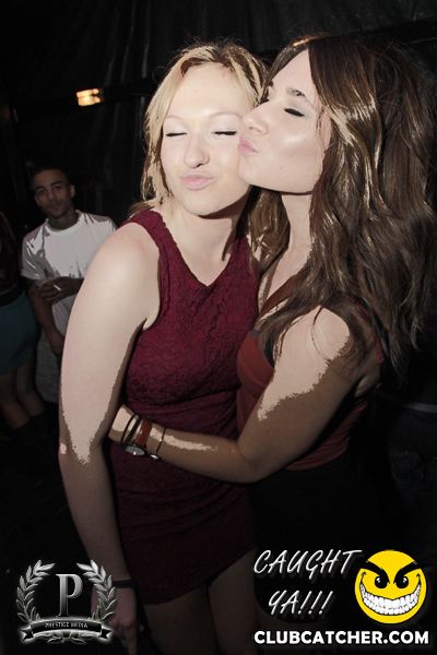 Ohso nightclub photo 235 - November 17th, 2012