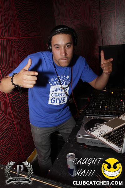 Ohso nightclub photo 119 - November 24th, 2012