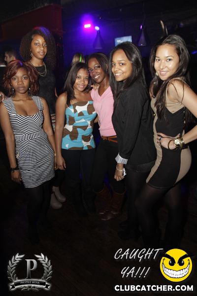 Ohso nightclub photo 232 - November 24th, 2012