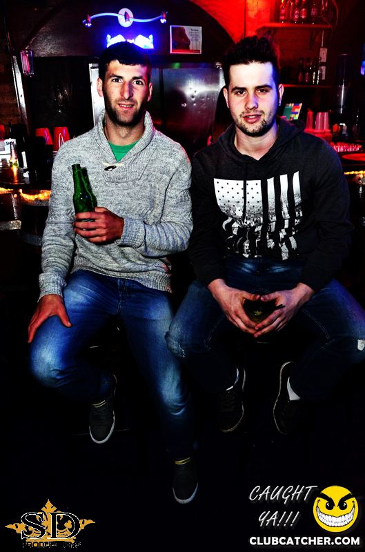 Mana lounge photo 103 - April 4th, 2014