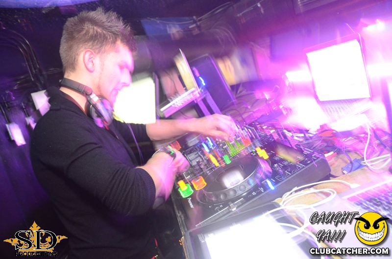 Mana lounge photo 143 - April 4th, 2014