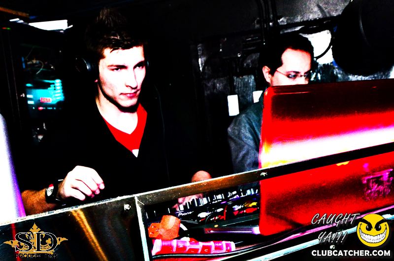 Mana lounge photo 43 - April 4th, 2014