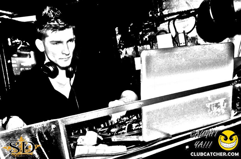 Mana lounge photo 50 - April 4th, 2014