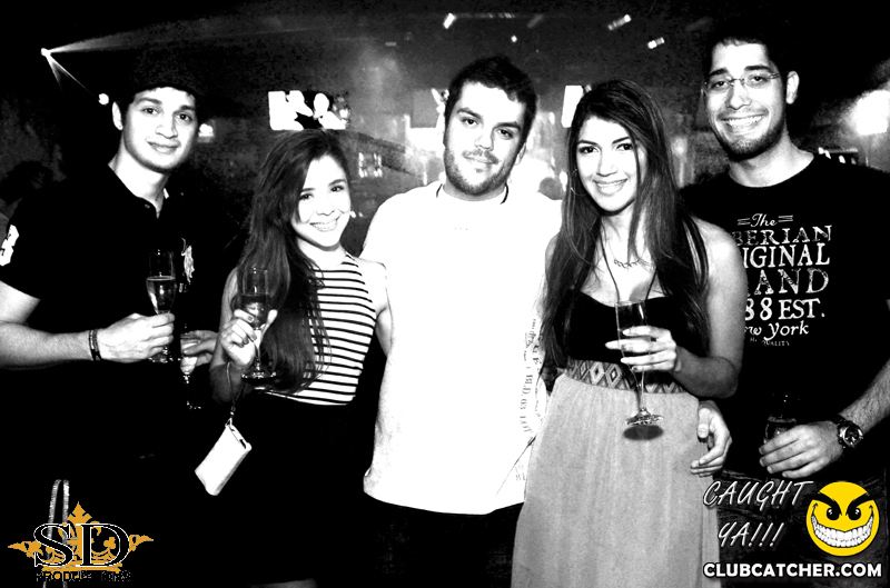 Mana lounge photo 56 - April 4th, 2014