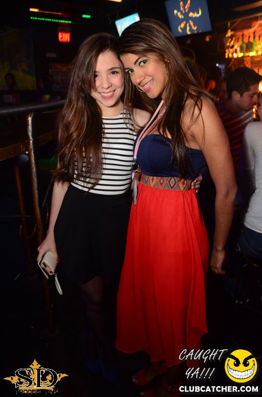 Mana lounge photo 7 - April 4th, 2014