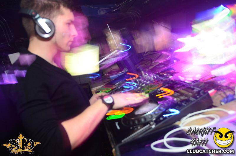 Mana lounge photo 61 - April 4th, 2014