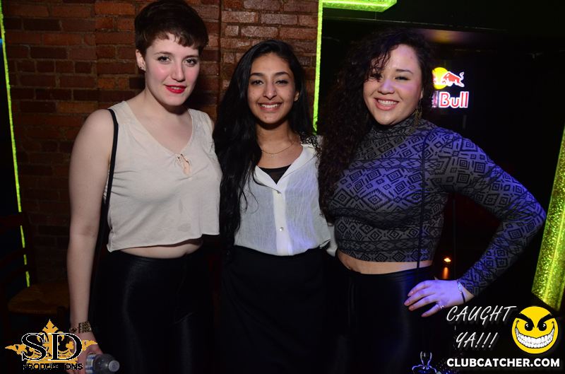 Mana lounge photo 71 - April 4th, 2014