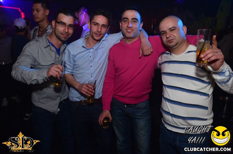 Mana lounge photo 87 - April 4th, 2014