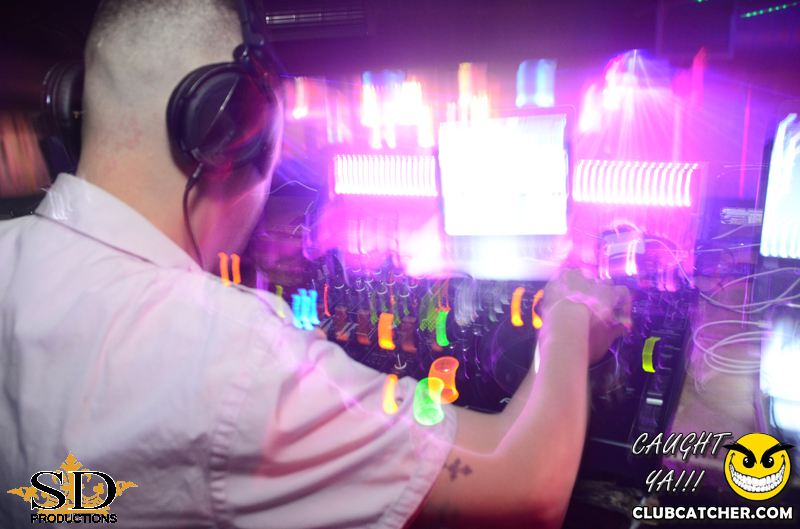 Mana lounge photo 89 - April 4th, 2014