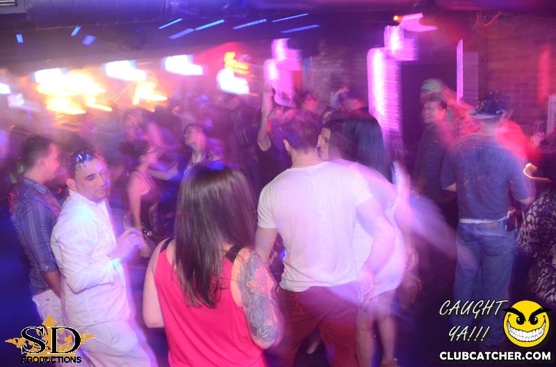 Mana lounge photo 1 - April 11th, 2014