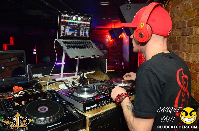 Mana lounge photo 151 - April 11th, 2014