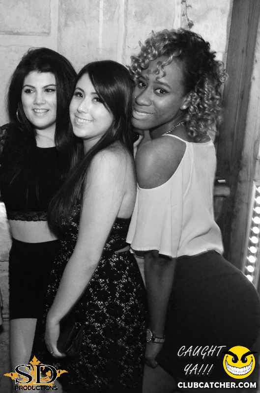 Mana lounge photo 155 - April 11th, 2014