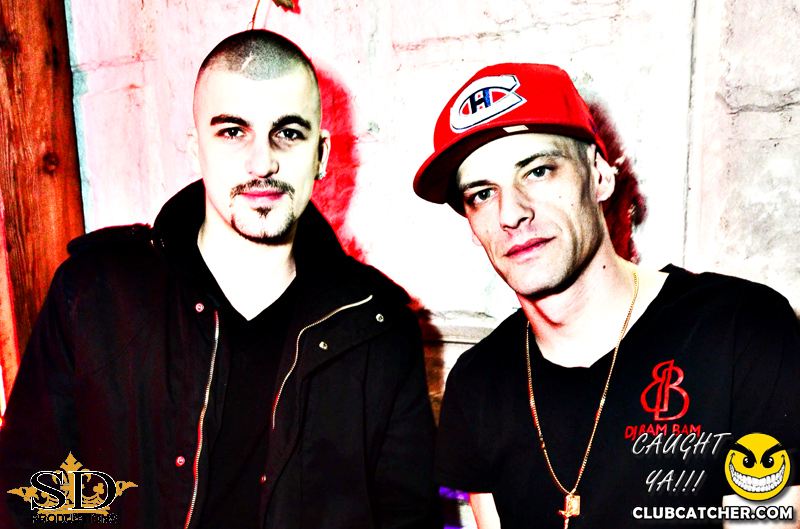 Mana lounge photo 21 - April 11th, 2014