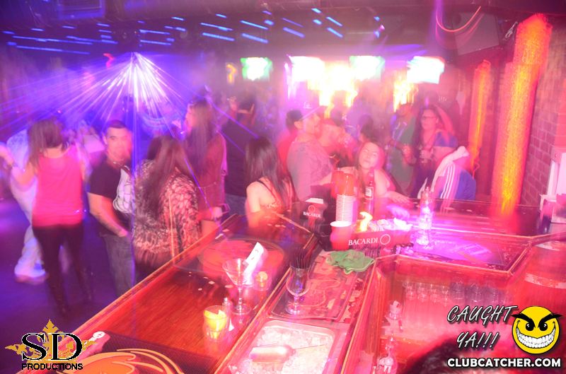 Mana lounge photo 31 - April 11th, 2014