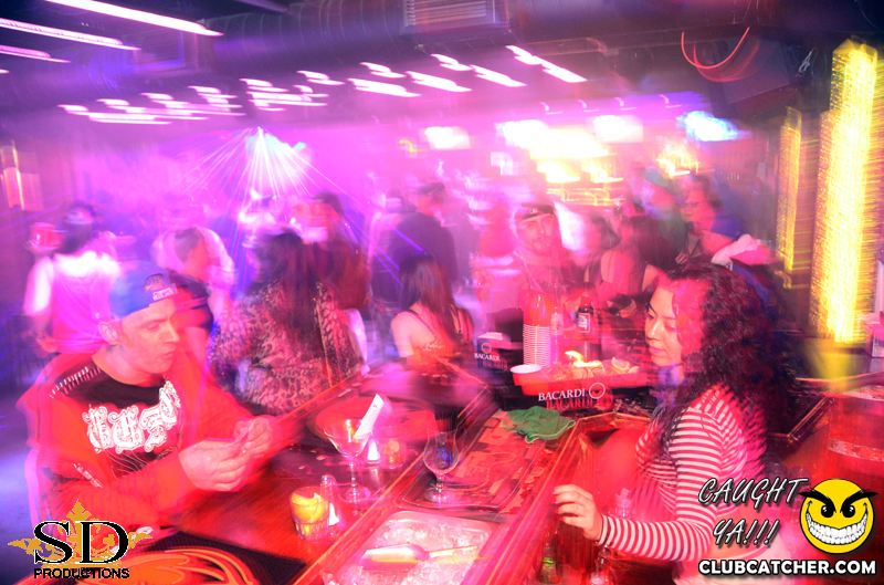 Mana lounge photo 35 - April 11th, 2014