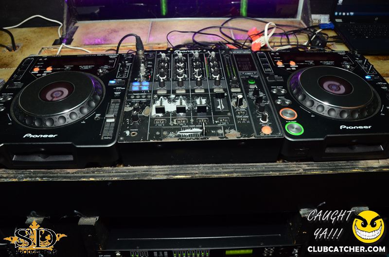 Mana lounge photo 44 - April 11th, 2014