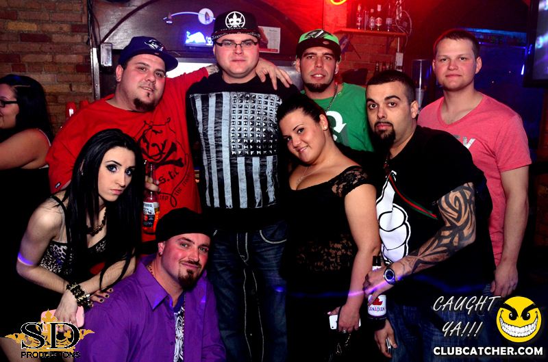 Mana lounge photo 8 - April 11th, 2014